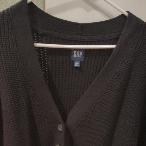 GAP Women's Classic Black Button-Up Cardigan - Picture 2 of 4